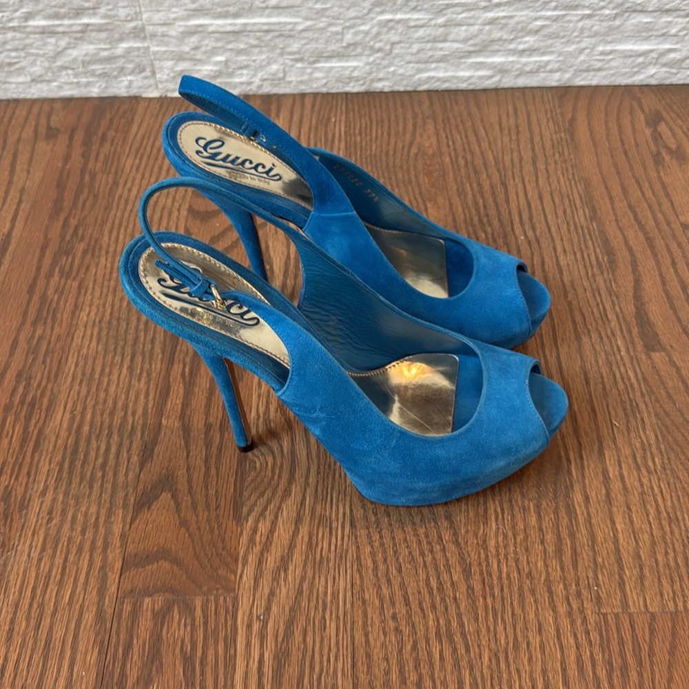 Gucci Turquoise Slingback Stilettos - Size 37.5 - Pristine Condition - Picture 2 of 8